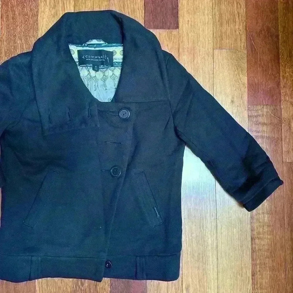 Community | Organic cotton black short sleeve bomber jacket size  small - Picture 3 of 3